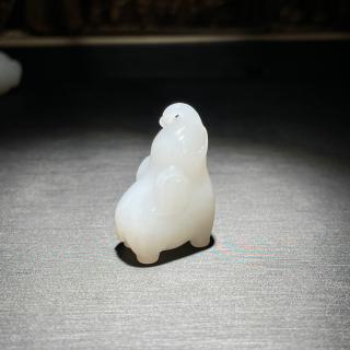 太可爱了,和田玉白玉大象也���以这么美!不但造型精美,料子也是非常细