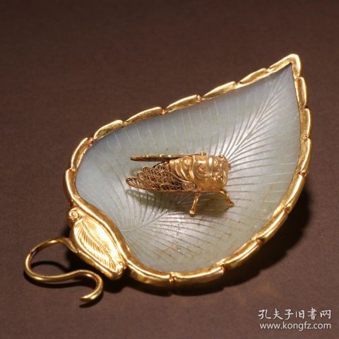 旧藏 和田玉包金一叶成名摆件
