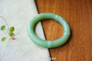 粉青竹镯,内径55.5mm,圆条福镯12mm,和田玉老坑料子