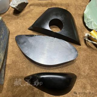 千金难找黑羊脂:和田玉里的四种顶级黑羊脂!