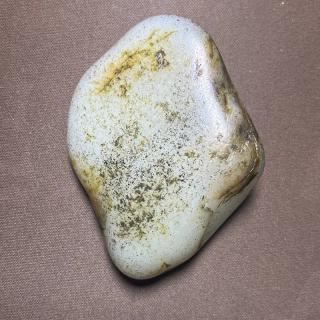 百万级籽料里,黑皮的气场