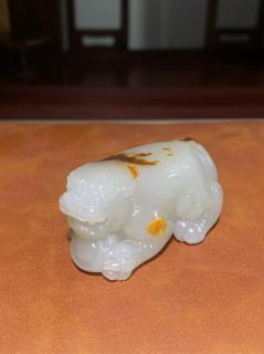 和田玉籽料貔貅吊坠