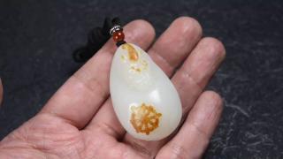 和田玉吊坠这样戴,气质翻倍✨