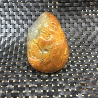 天然新疆和田玉黄沁黄皮俏色巧雕 石包玉 钟馗伏魔 纳福 籽料挂件