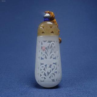 新疆和田玉白玉香囊