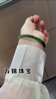 和田玉碧玉叮当镯新疆色手镯细条菠菜绿高端翡翠玉 57