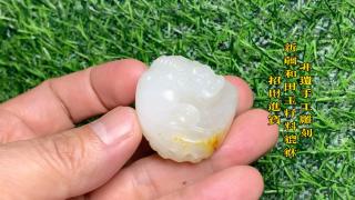 新疆和田玉籽料貔貅,匠心雕刻,招财进宝!